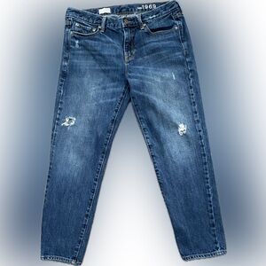 GAP Sexy Boyfriend Crop Jeans - Size 8 Regular - EUC